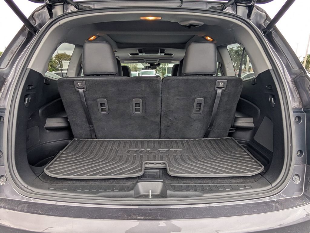 Used 2019 Honda Pilot Elite image 15
