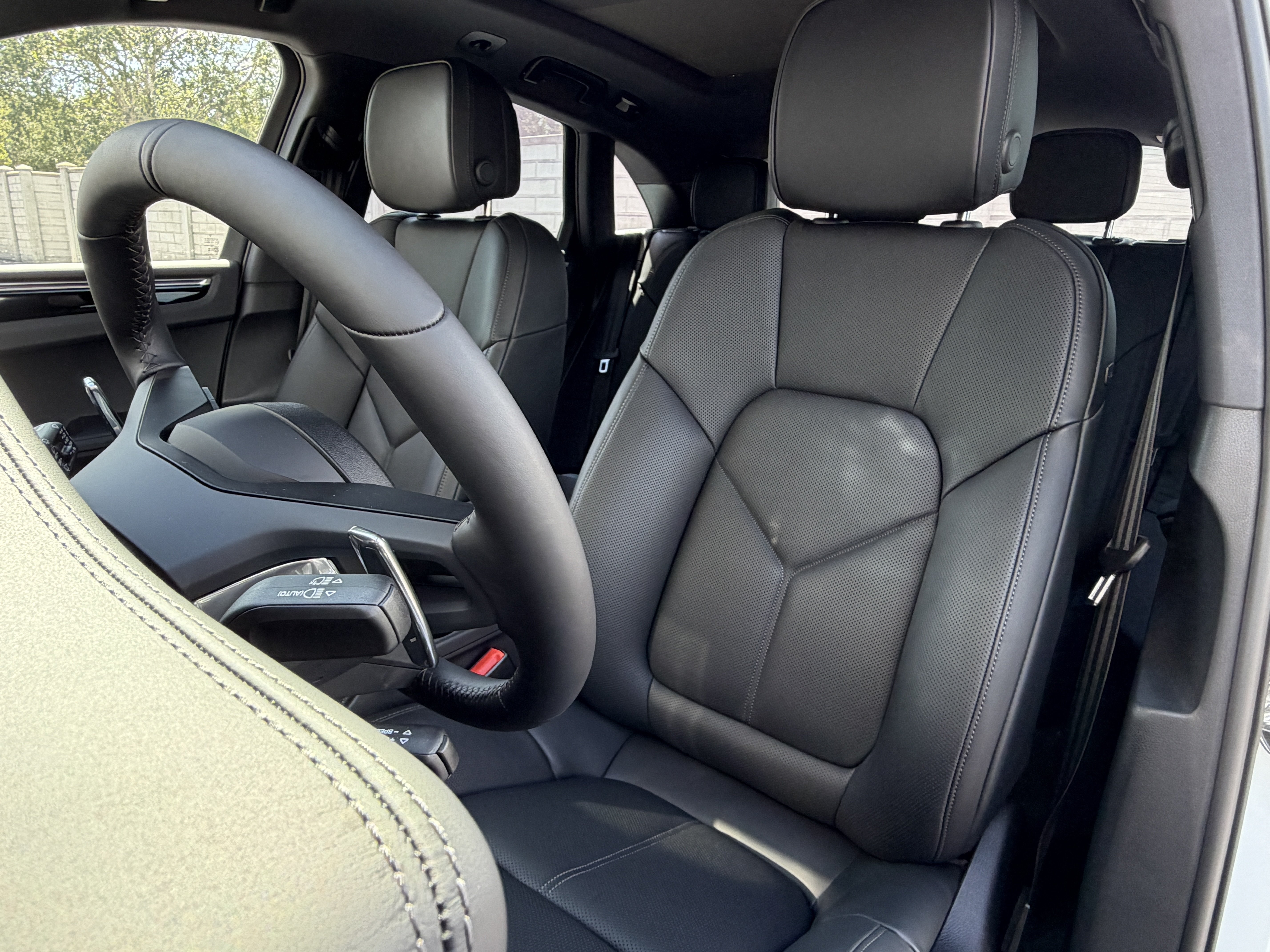 New 2026 Porsche Macan S AWD/4WD image 5
