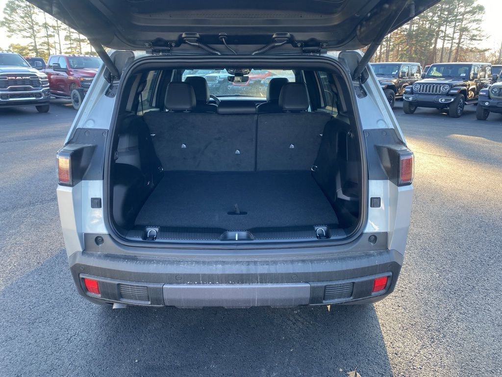 New 2026 Jeep Cherokee Limited image 16