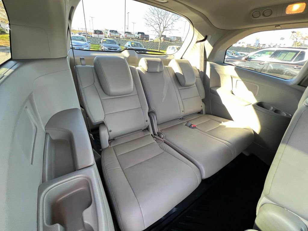 Used 2014 Honda Odyssey EX-L image 22