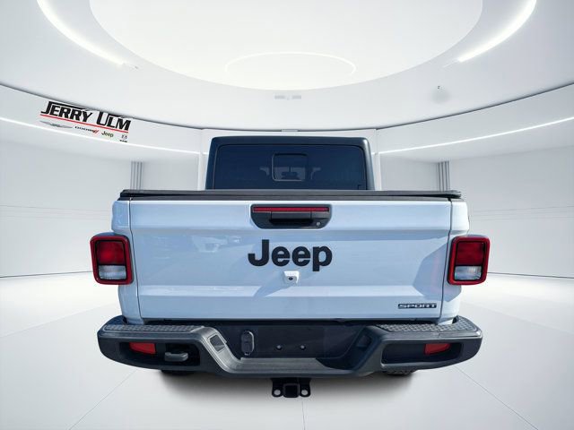 Used 2021 Jeep Gladiator Sport AWD/4WD image 4