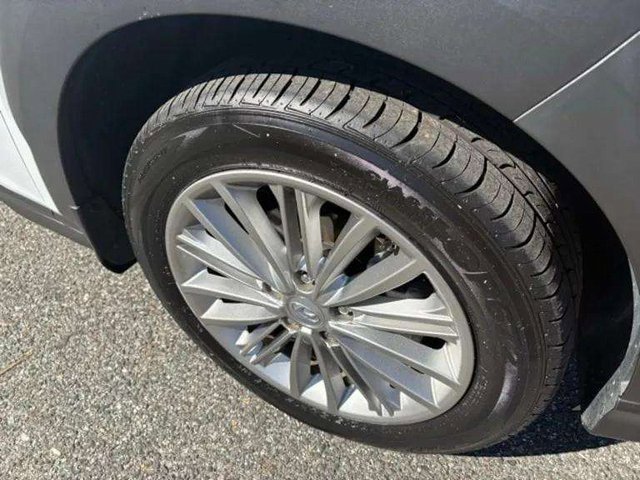 Used 2021 Hyundai Kona SEL w/ Cargo Package image 19