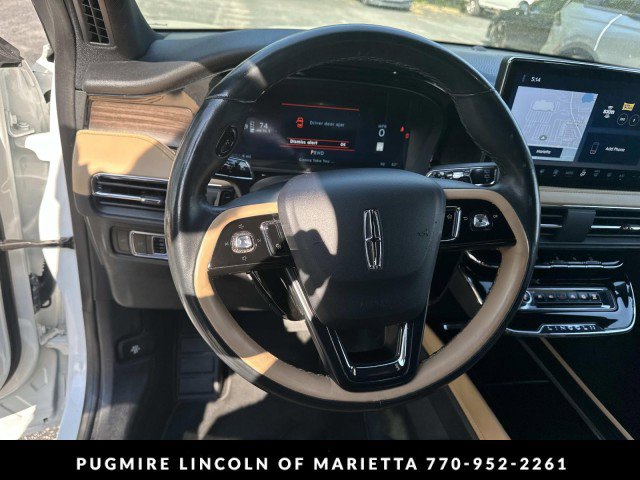 Used 2023 Lincoln Corsair Reserve w/ Equipment Group 201A image 16