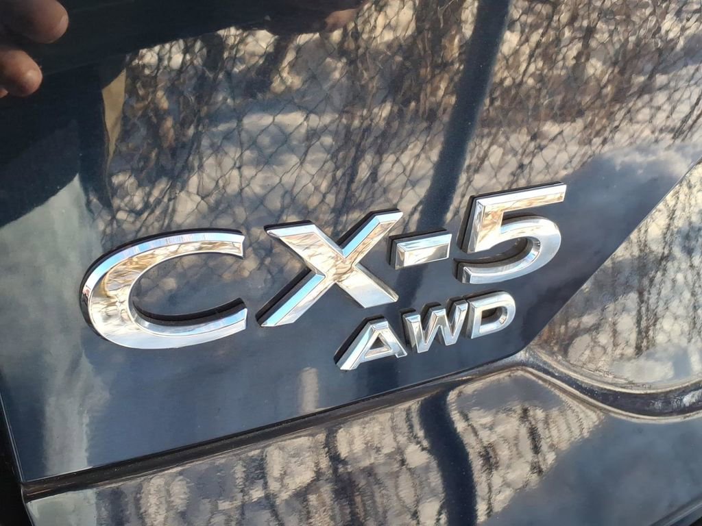 Used 2021 MAZDA CX-5 Touring image 6