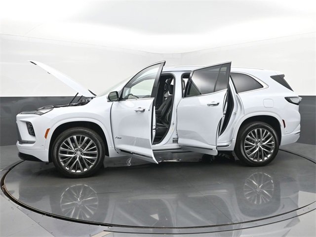 New 2026 Buick Enclave Avenir w/ Super Cruise Package image 57
