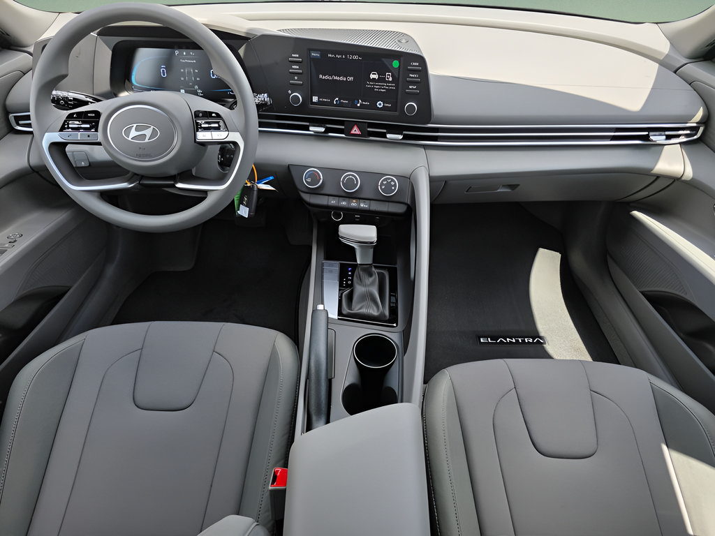 New 2026 Hyundai Elantra SE w/ Cargo Package FWD image 15