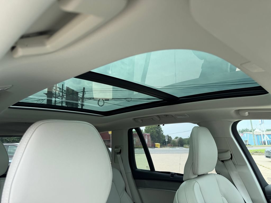New 2026 Volvo XC90 B6 Ultra w/ Protection Package AWD/4WD image 10