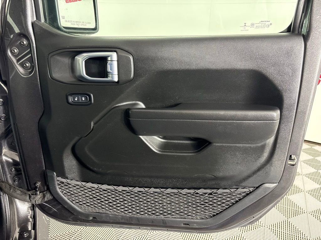 Used 2022 Jeep Gladiator Sport image 35