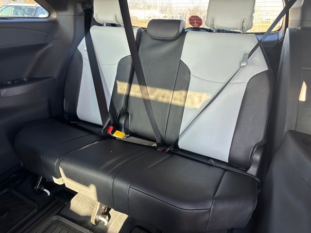 New 2026 Toyota Sienna XSE image 14