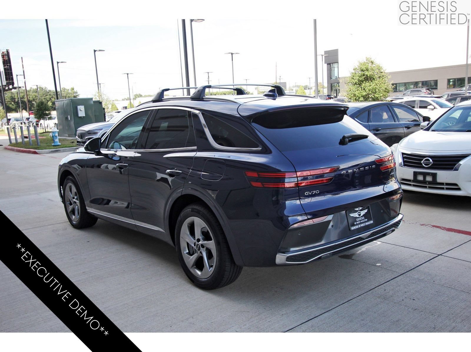 Used 2026 Genesis GV70 2.5T Advanced AWD/4WD image 6