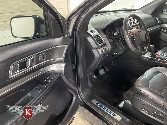 Used 2016 Ford Explorer Sport AWD/4WD image 11