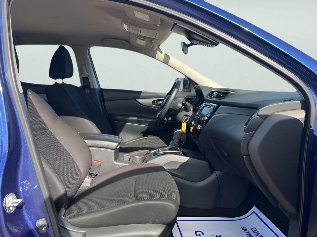Used 2021 Nissan Rogue Sport S image 10