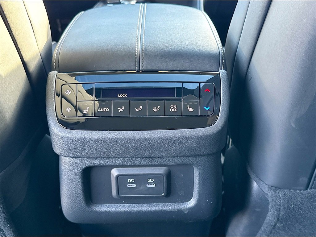 Used 2026 INFINITI QX60 Luxe w/ Cargo Package image 28