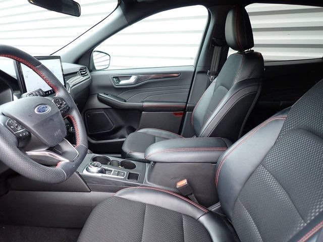 Used 2024 Ford Escape ST-Line w/ Tech Pack #1 AWD/4WD image 16