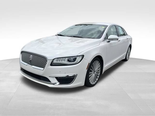 Used 2017 Lincoln MKZ Reserve w/ Technology Package FWD image 3