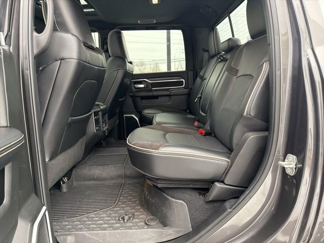 Used 2024 RAM 3500 Laramie w/ Night Edition image 58