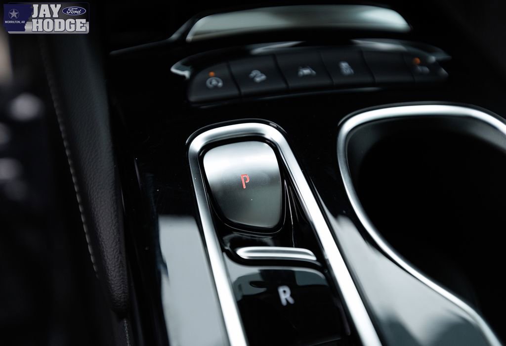 Used 2023 Buick Envision Essence w/ Technology Package I image 28