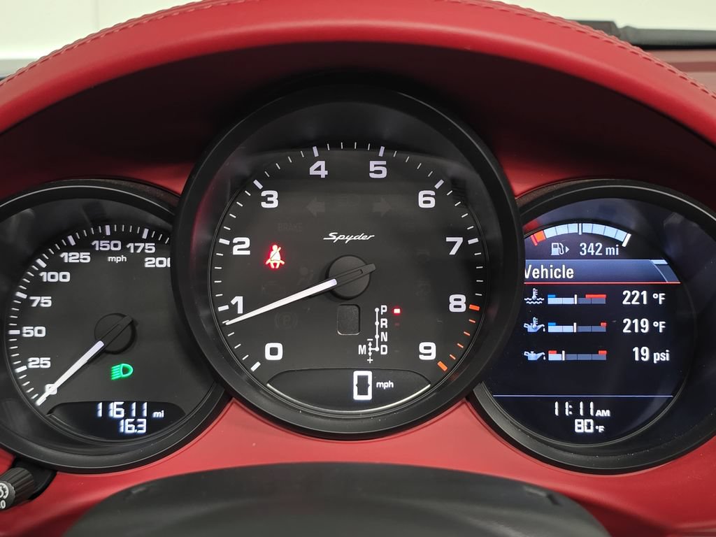 Certified 2021 Porsche 718 Boxster Spyder RWD image 15
