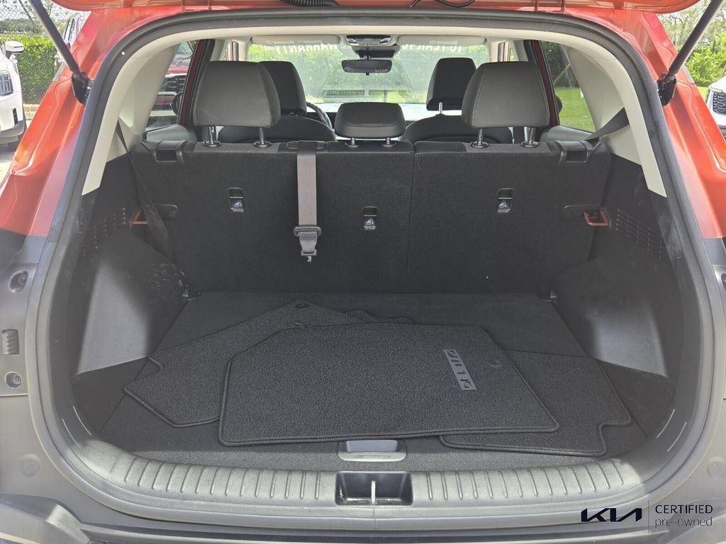 Certified 2025 Kia Seltos S FWD image 14