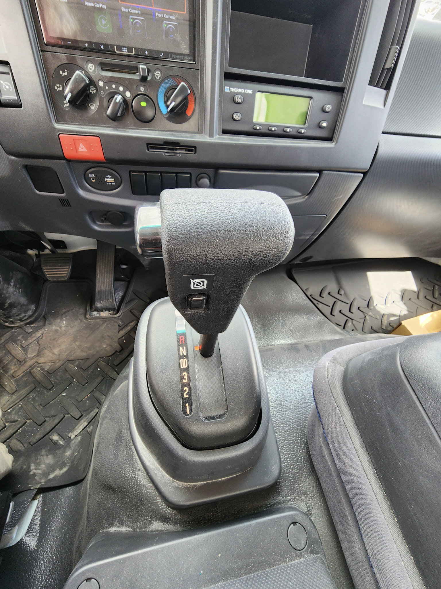 New 2024 Chevrolet Low Cab Forward 7500XD RWD image 40