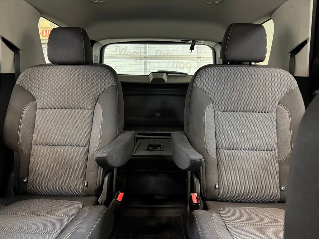 Used 2021 Chevrolet Traverse LT FWD image 15