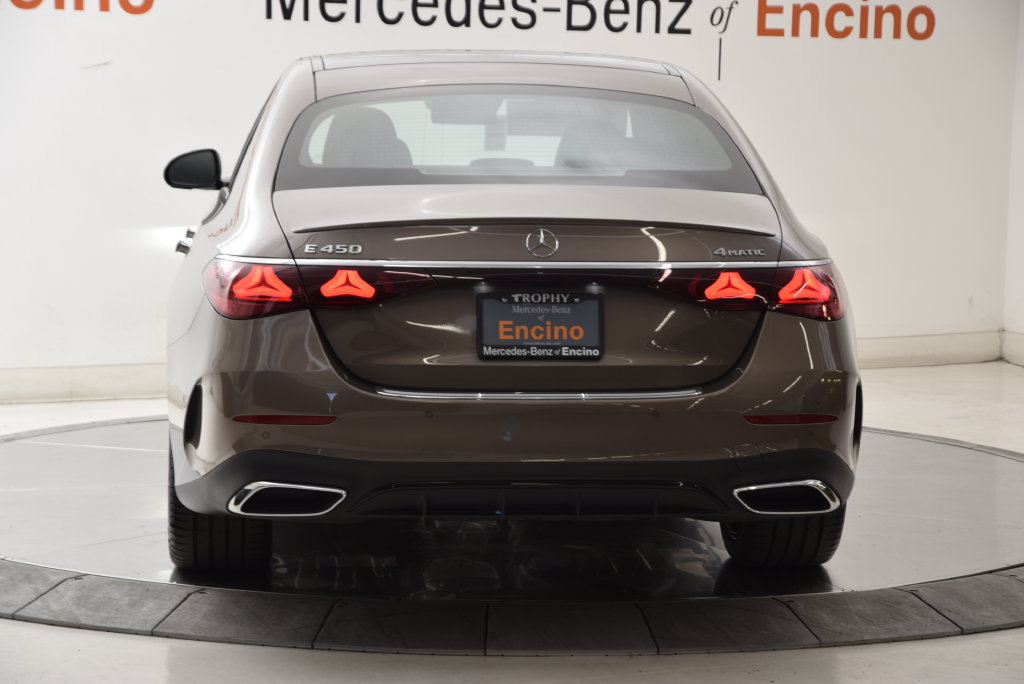 New 2026 Mercedes-Benz E 450 4MATIC Sedan image 5