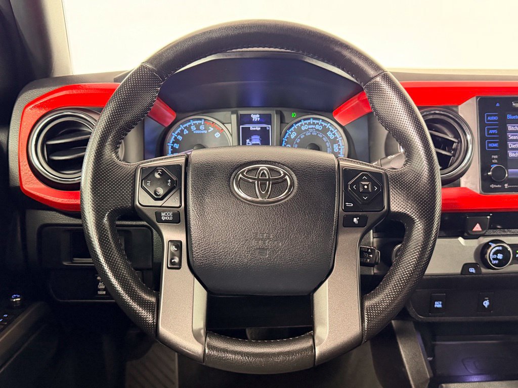 Used 2016 Toyota Tacoma TRD Sport w/ Towing Package RWD image 14