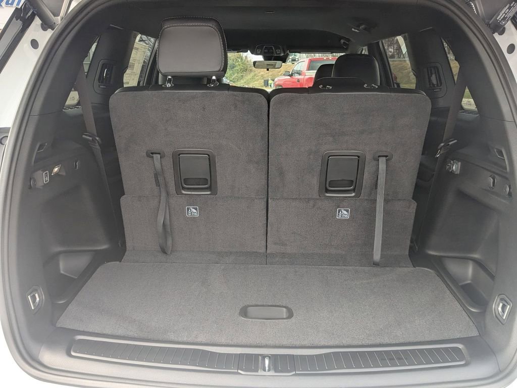 New 2025 Jeep Grand Cherokee L Limited w/ Trailer Tow Package image 30