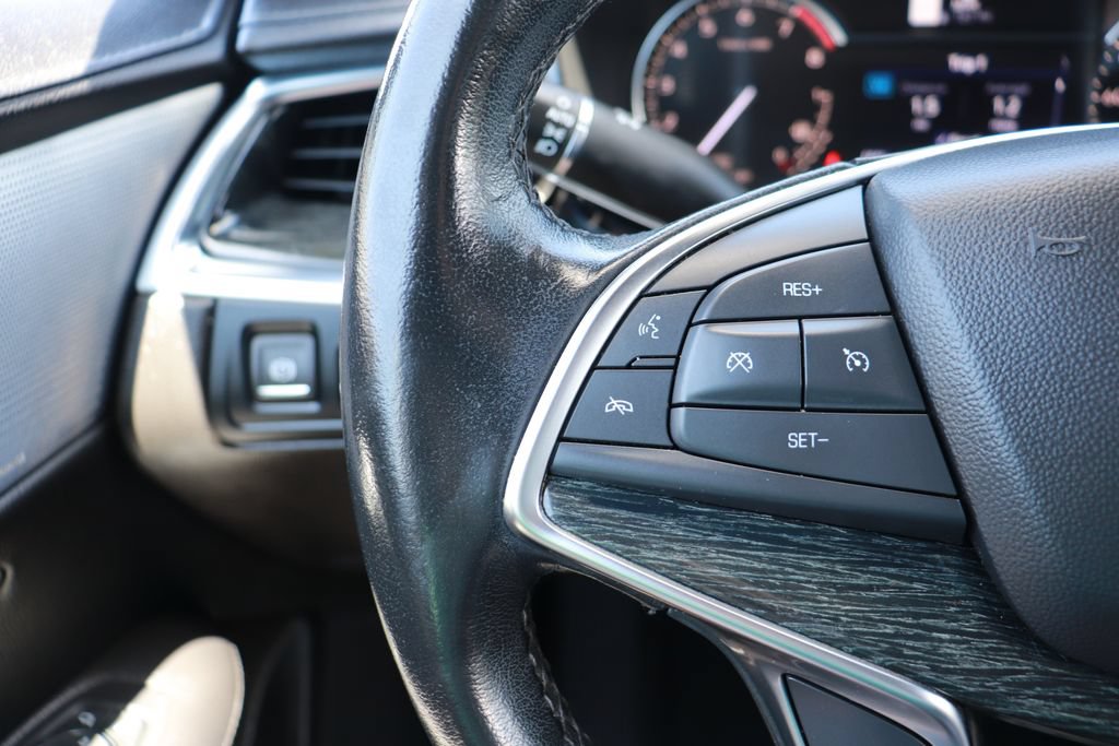 Used 2023 Cadillac XT5 Premium Luxury FWD image 18