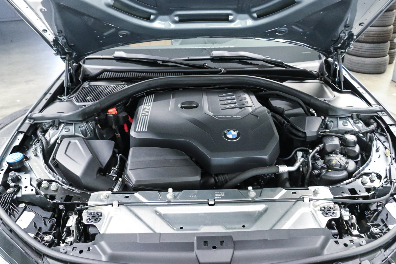 Certified 2024 BMW 330i Sedan w/ Convenience Package RWD image 27