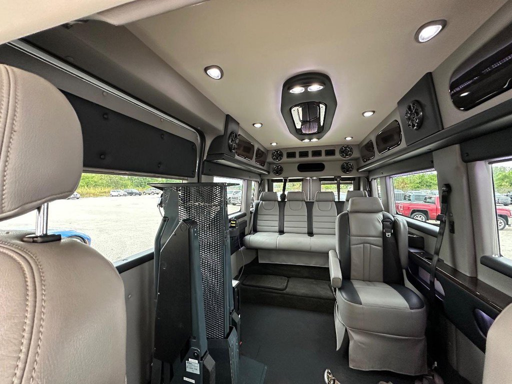 Used 2017 RAM ProMaster 2500 w/ Premium Appearance Group image 33