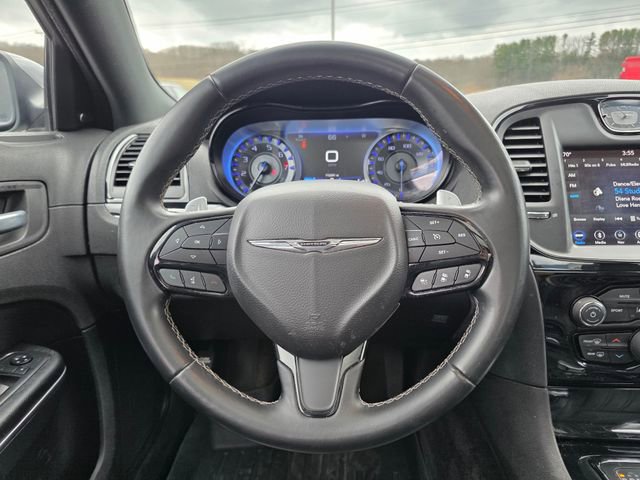 Used 2018 Chrysler 300 S w/ 300S Premium Group image 26
