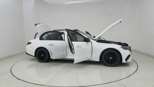 Used 2024 Mercedes-Benz E 350 4MATIC Sedan image 72