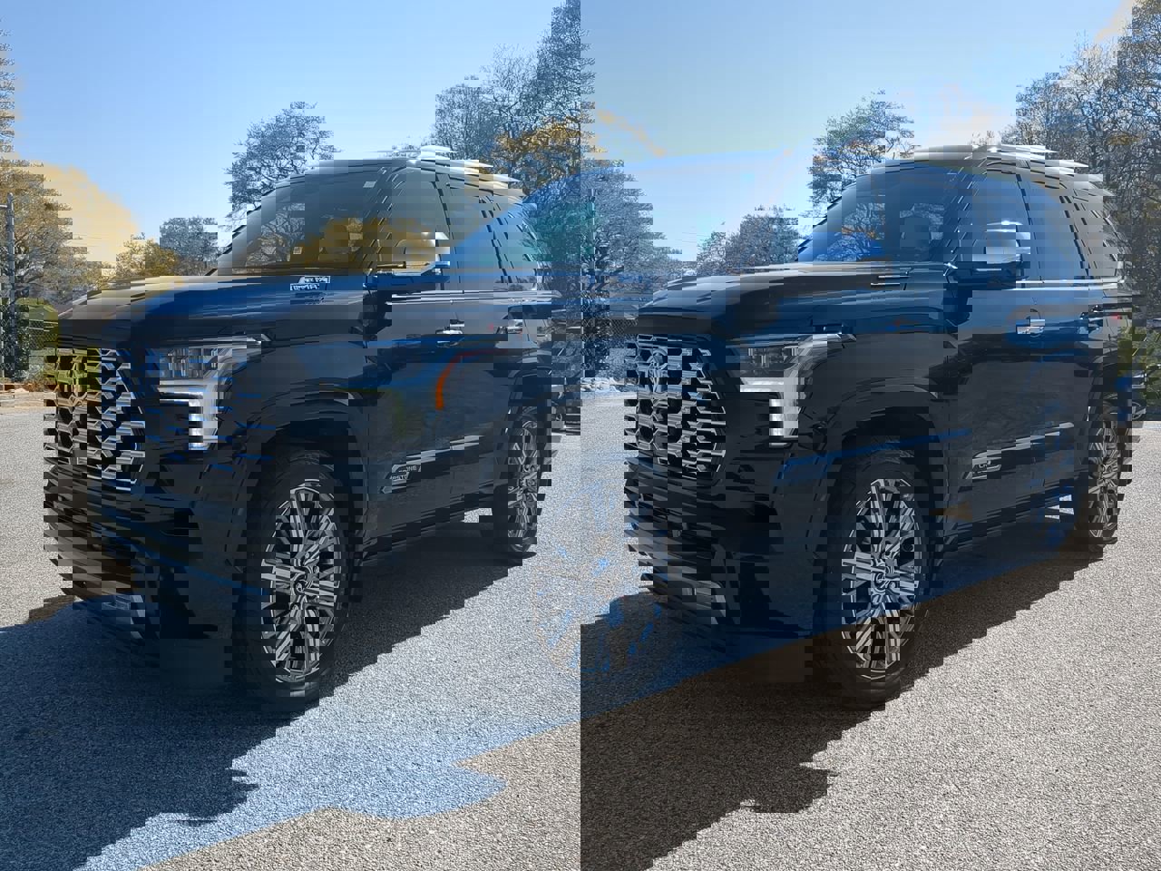 Used 2024 Toyota Sequoia Capstone image 6