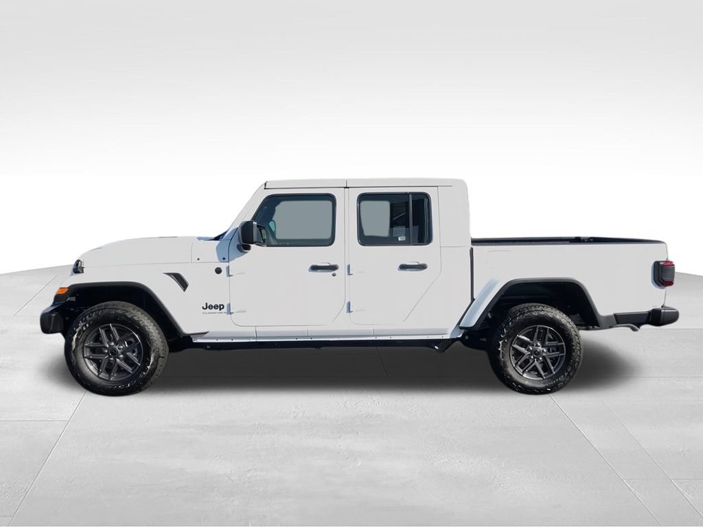 New 2026 Jeep Gladiator Sport AWD/4WD image 5