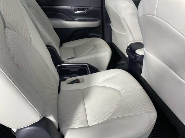 Used 2024 Toyota Grand Highlander AWD image 12