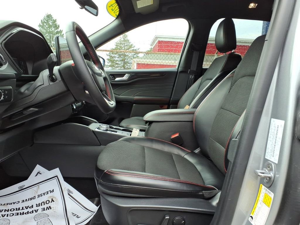 Used 2024 Ford Escape ST-Line w/ Tech Pack #1 image 14