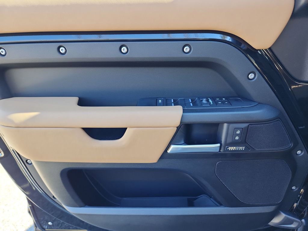 New 2026 Land Rover Defender 110 X image 22