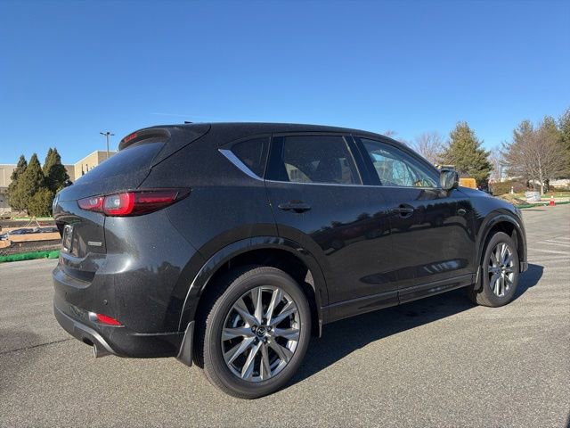 New 2025 MAZDA CX-5 AWD 2.5 S w/ Premium Plus Pkg image 3