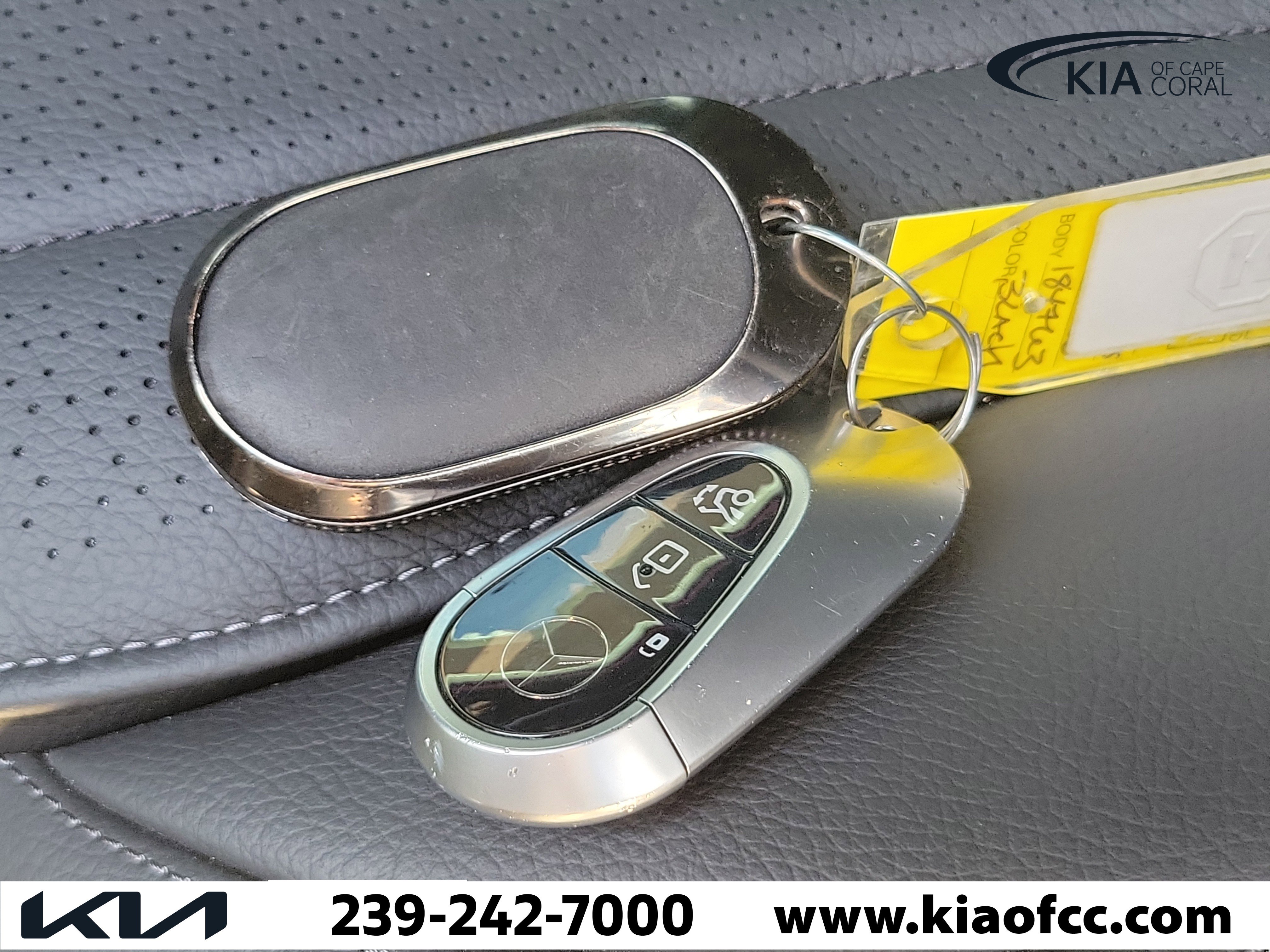Used 2023 Mercedes-Benz S 500 4MATIC image 29