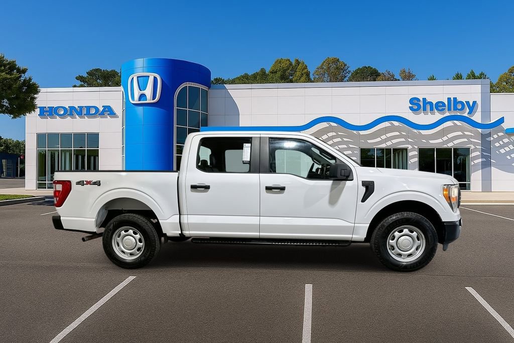 Used 2021 Ford F150 XL w/ Trailer Tow Package image 9