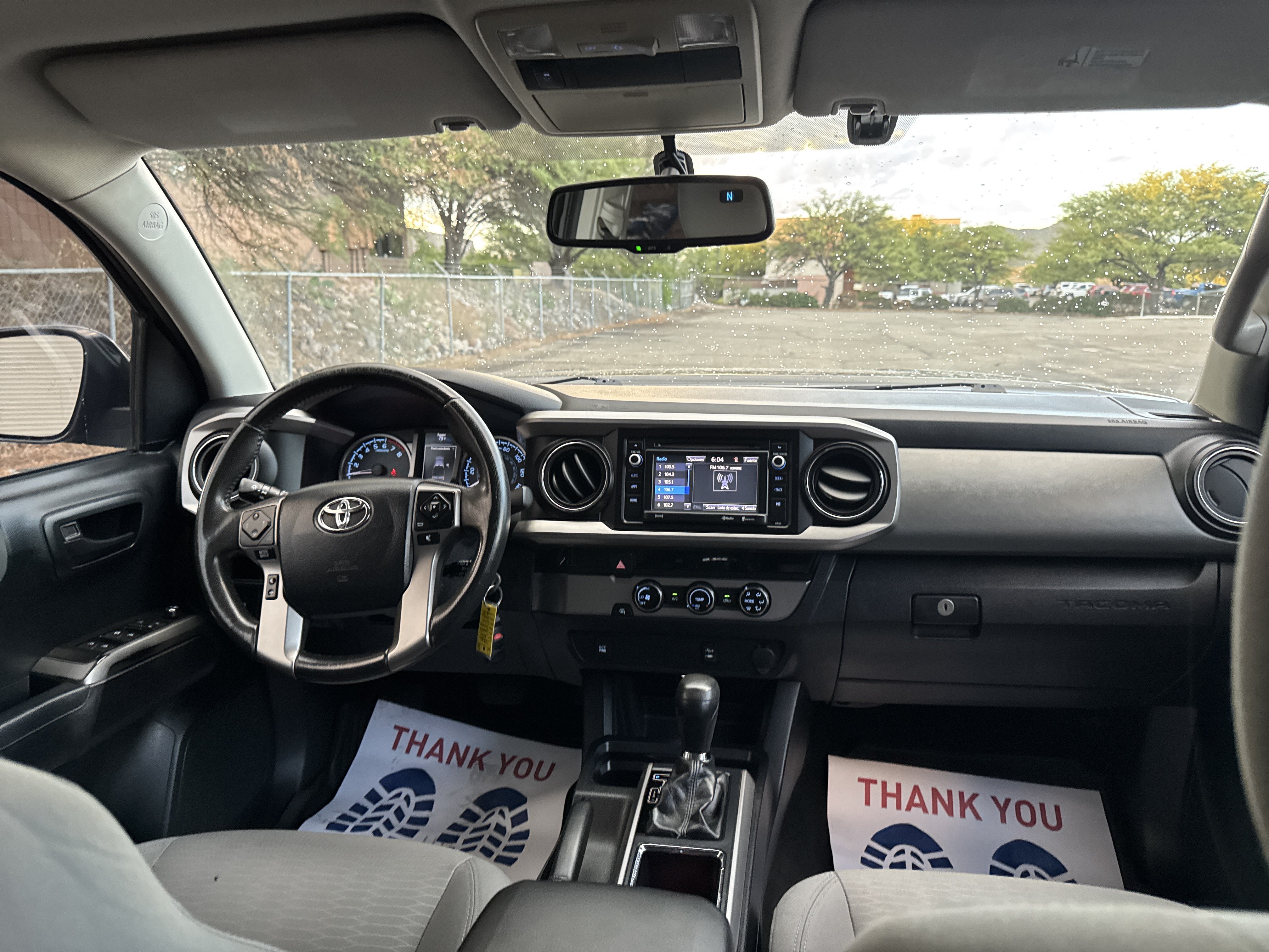 Used 2016 Toyota Tacoma SR5 w/ SR5 Appearance Package (SN) RWD image 13