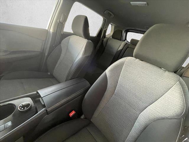 Used 2023 Nissan Rogue SV image 11