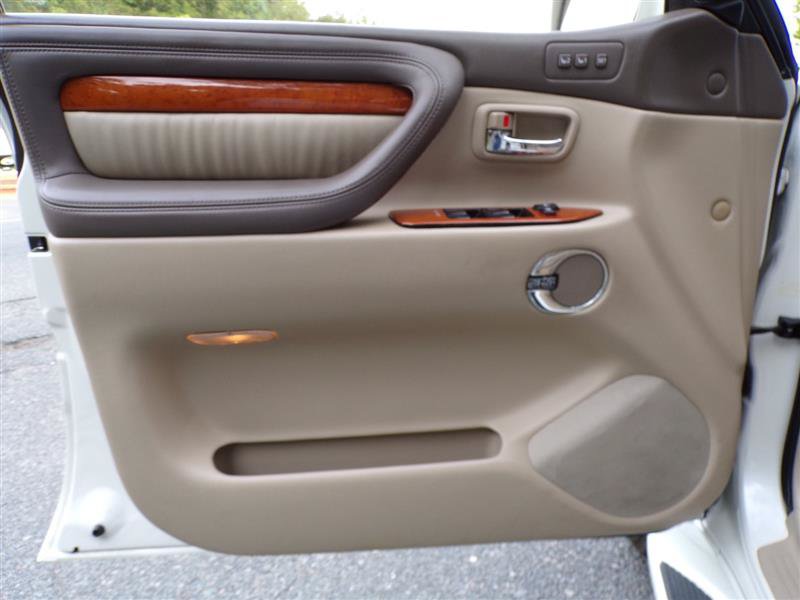 Used 2003 Lexus LX 470 4WD image 13