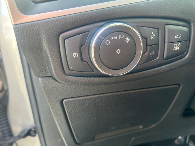 Used 2022 Ford Edge SEL w/ Convenience Package image 12