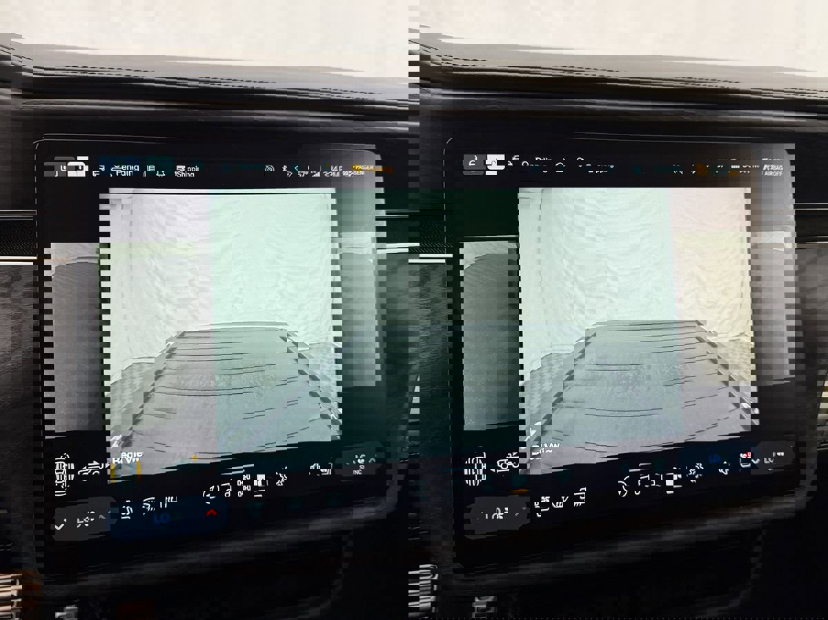 Used 2022 Rivian R1T Launch Edition image 25