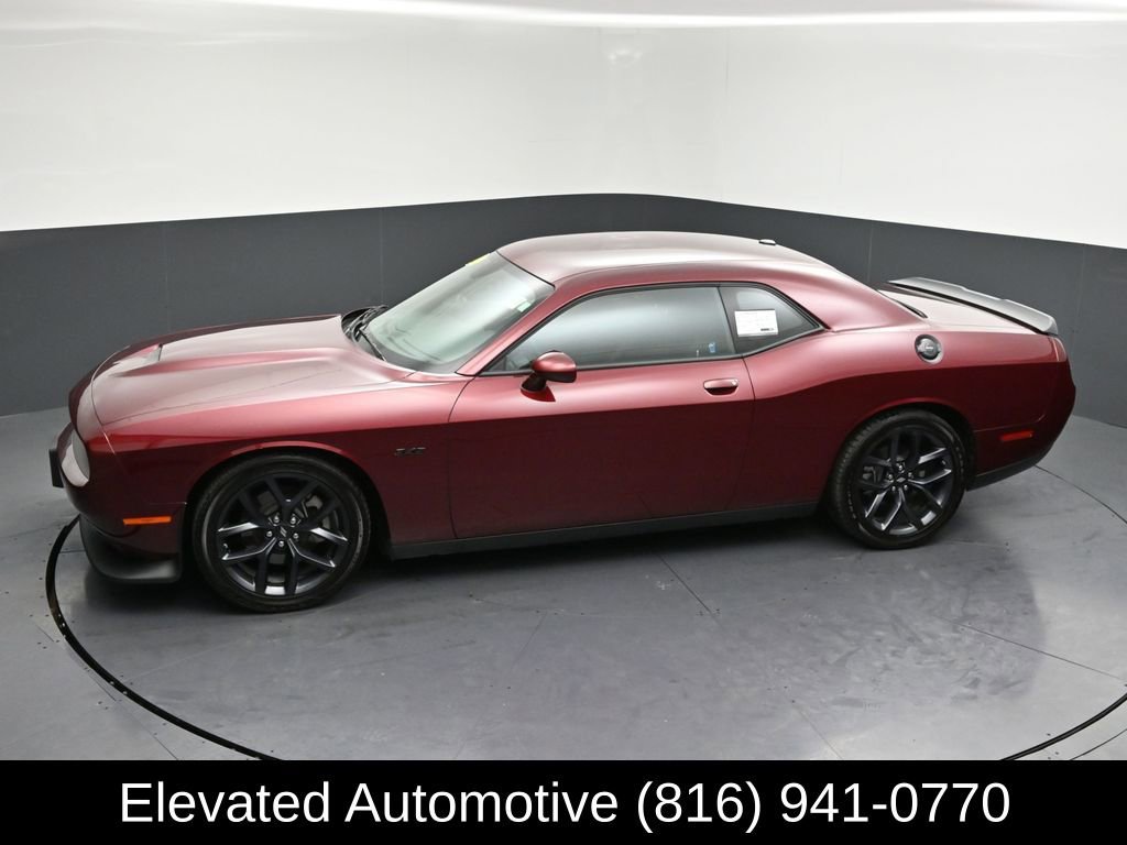 Used 2023 Dodge Challenger R/T w/ Blacktop Package image 26