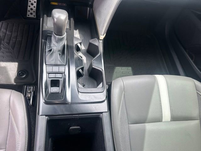 Used 2025 Toyota Camry SE FWD image 15