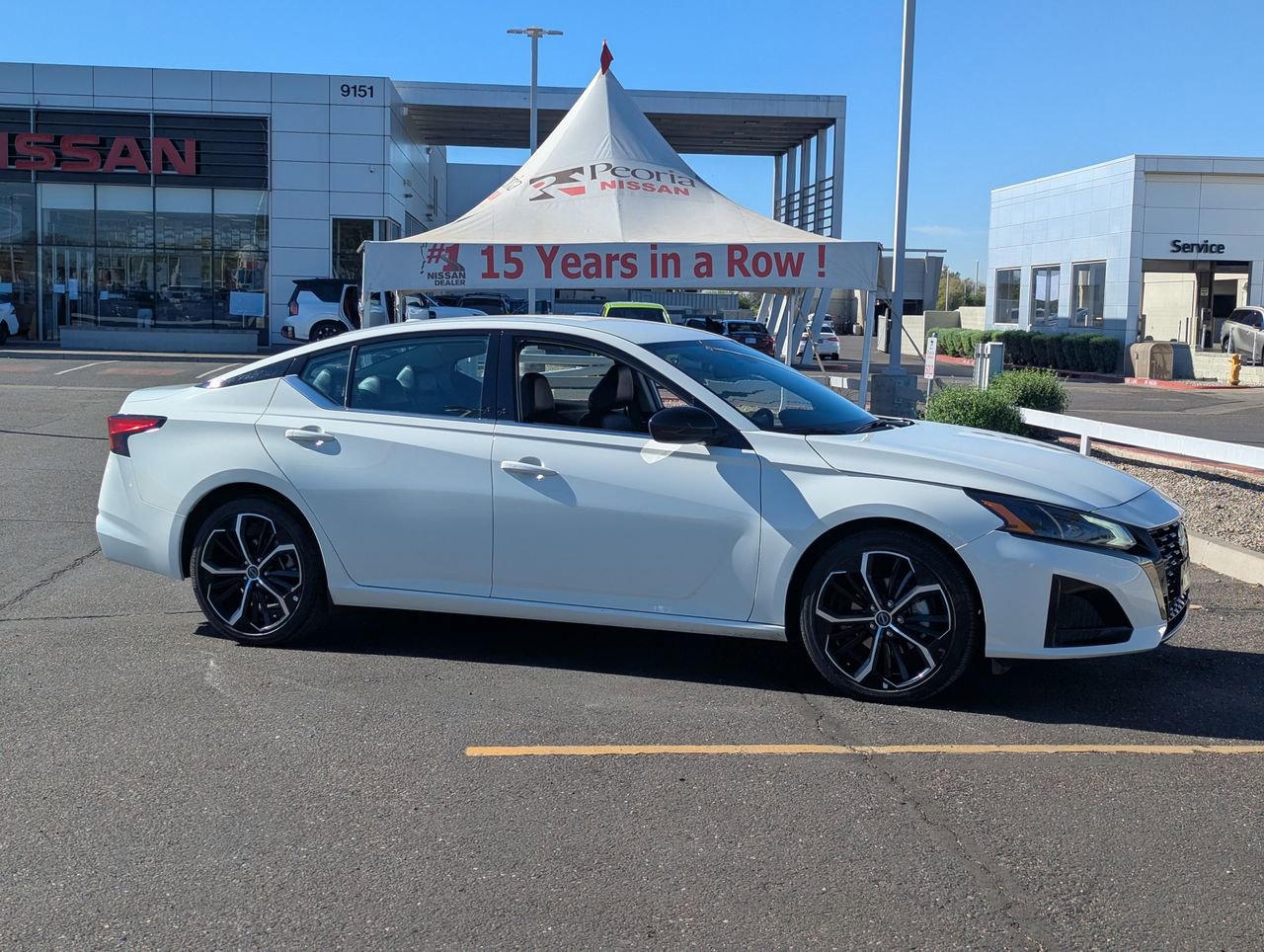 Used 2025 Nissan Altima 2.5 SR image 8