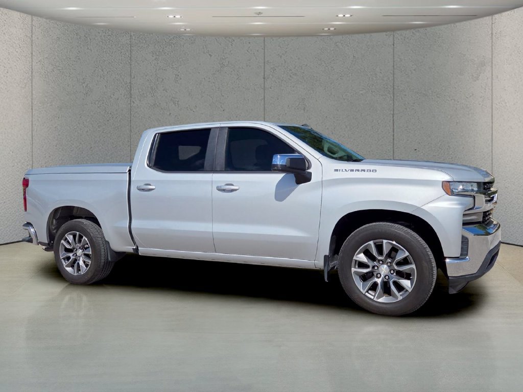 Used 2019 Chevrolet Silverado 1500 LT w/ Convenience Package RWD image 3